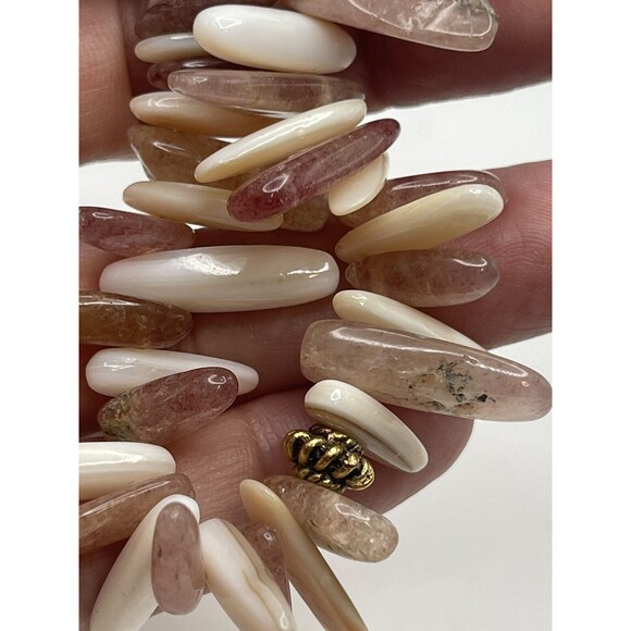 Betsy Pittard Designed Natural Stone Stretch Bracelet - Picture 5 of 5